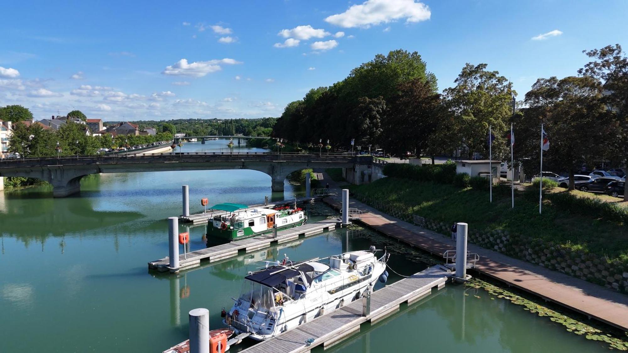 Spicy - Sejour Insolite Sur La Marne Meaux Extérieur photo