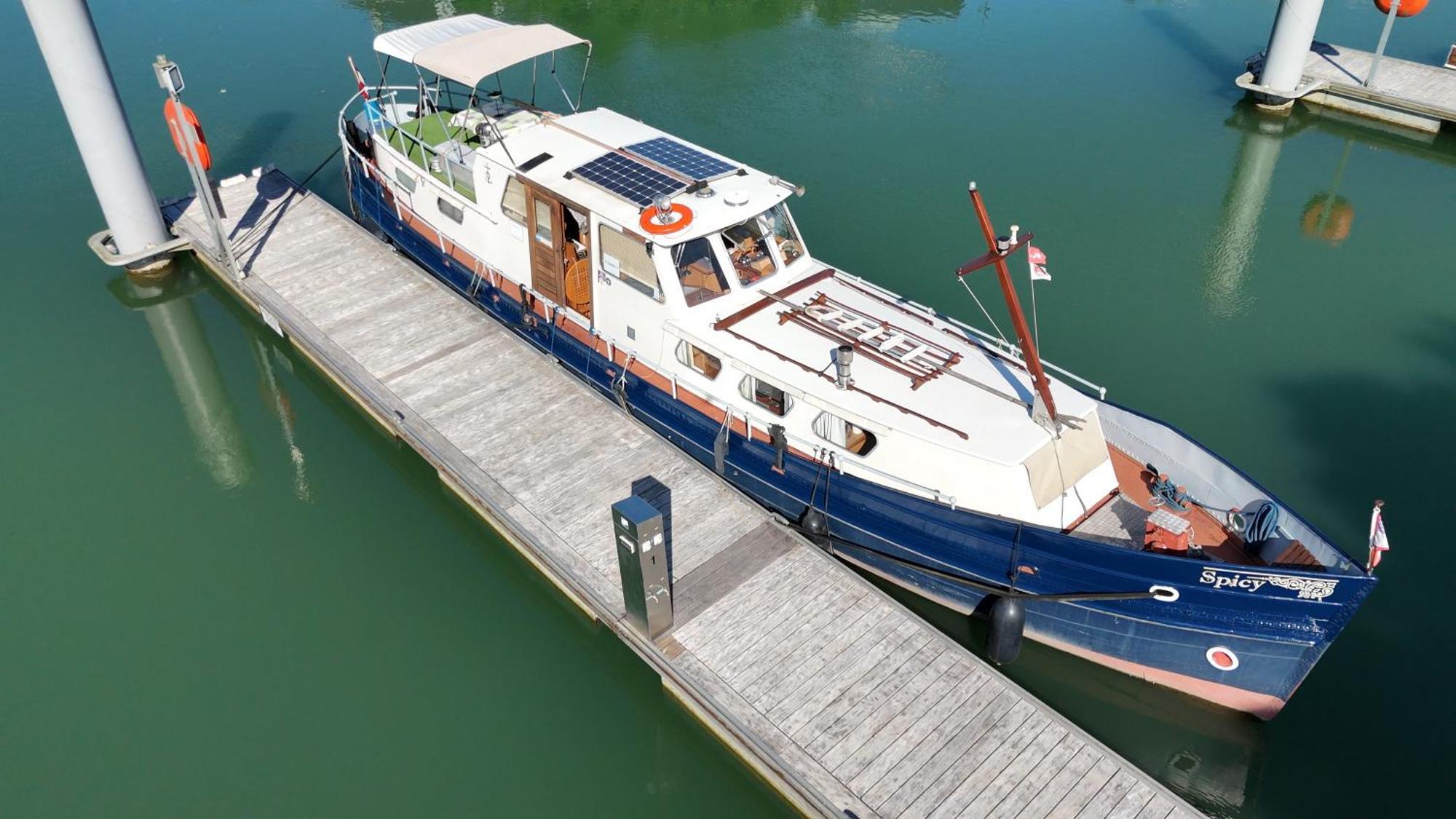 Spicy - Sejour Insolite Sur La Marne Meaux Extérieur photo
